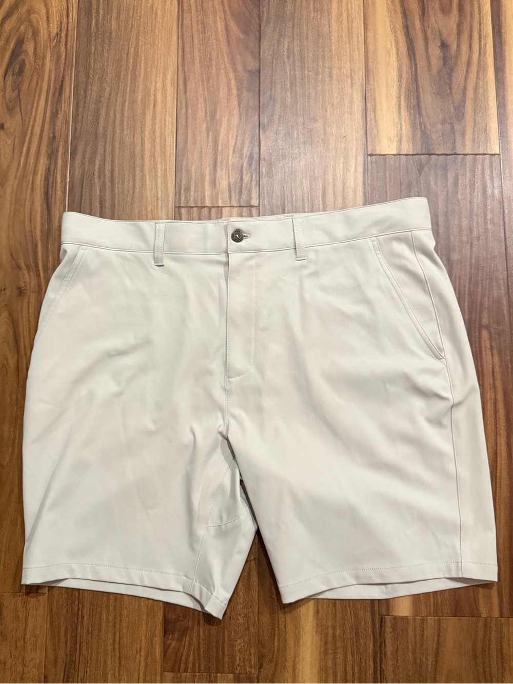 Light Beige Performance Golf Shorts